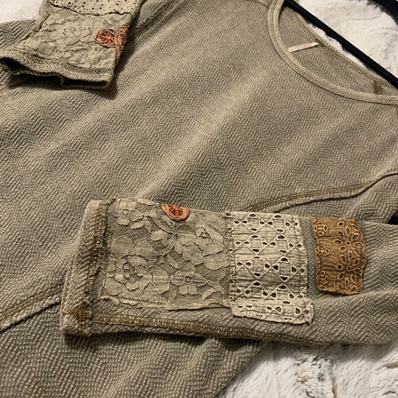 Free People Sweater - Picture 4 of 6